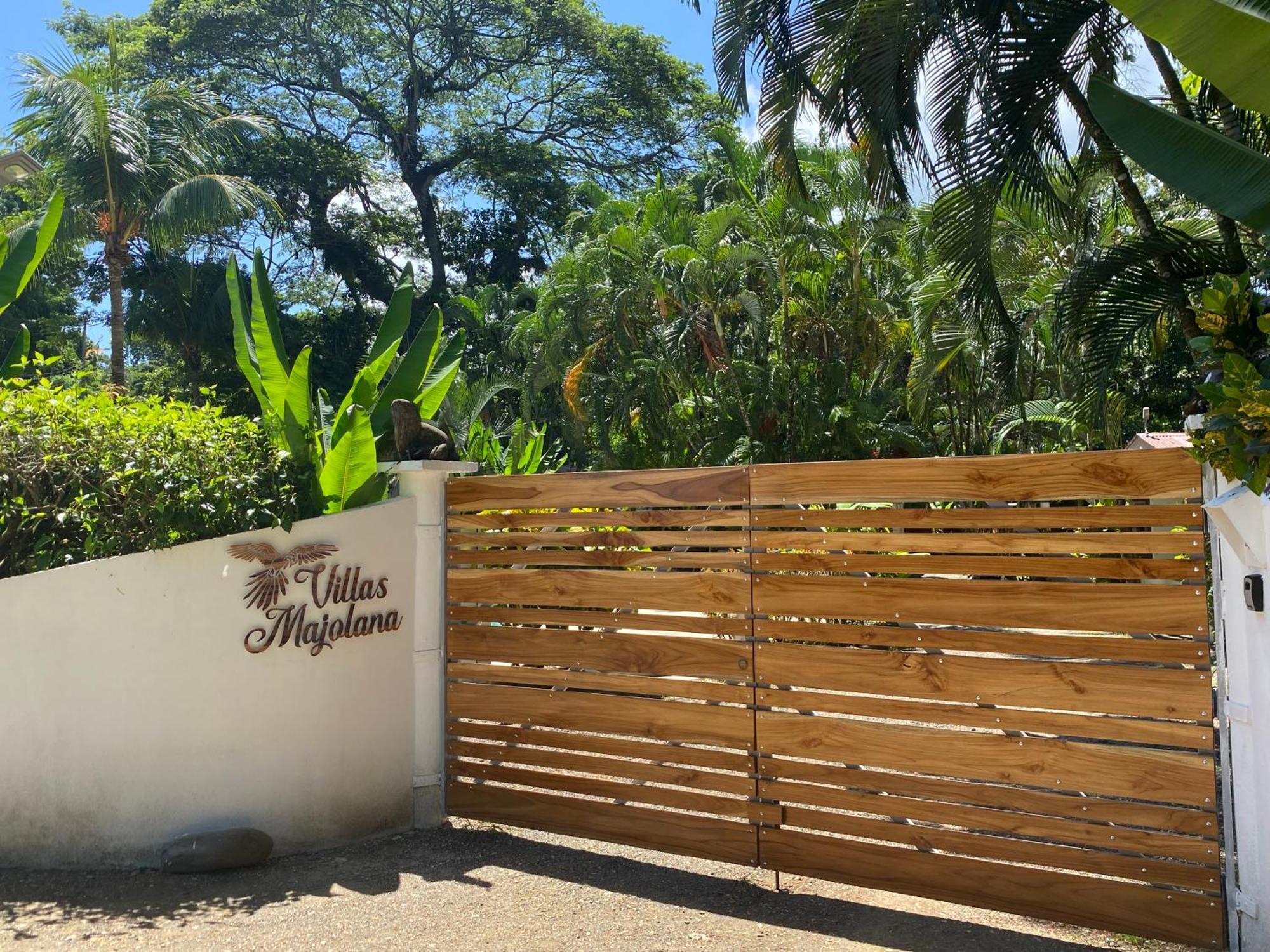 Villas Majolana Playa Herradura  Екстериор снимка