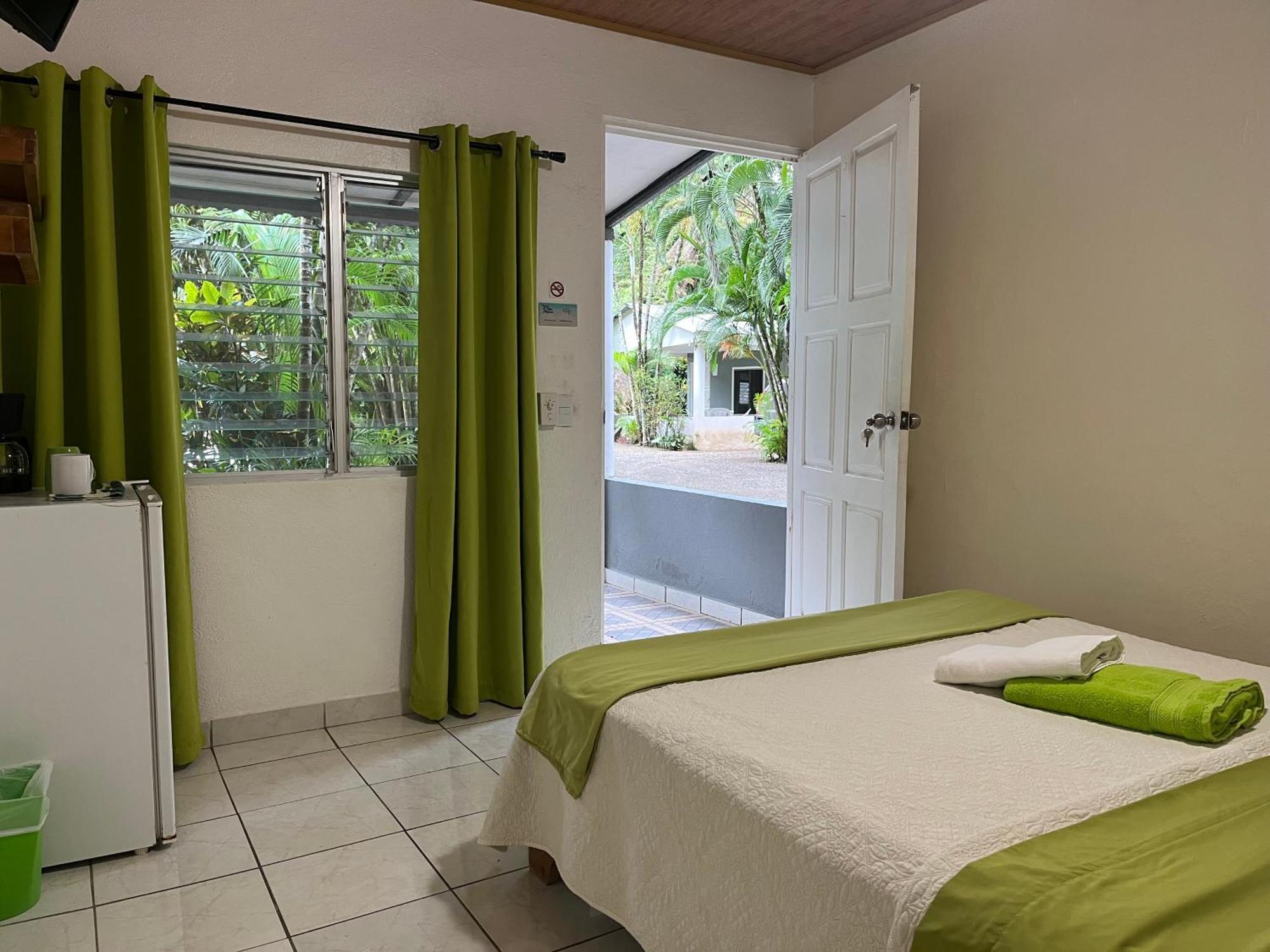 Villas Majolana Playa Herradura  Екстериор снимка